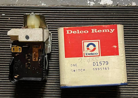 NC NOS 1968 CHEVROLET IMPALA BELAIR NOVA HEADLIGHT SWITCH #1995165
