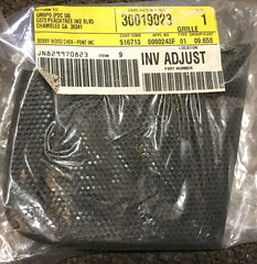 NOS 1996-1998 GM 30019023 Grille,Radio Front Speaker