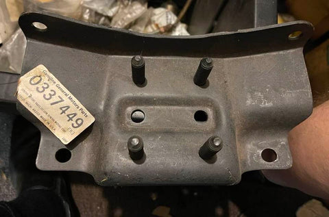 NOS 1974-77 CAMARO FRONT END CENTER GRILL BRACKET ASSY - GM 337449
