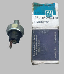 NOS 1960-69 CORVAIR ALL - OIL PRESSURE SWITCH - 3818783