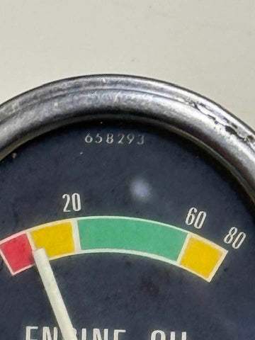 #658293, vintage engine oil pressure gauge - UNTESTED - ACTUAL ITEM AS PICTURED