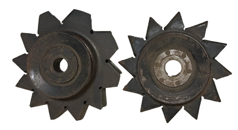 USED 1964-69 CORVAIR ALTERNATOR FAN PULLEY 3856602