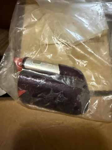 NOS GM Front Fender Upper Molding – Part #10281717 (Mulberry)