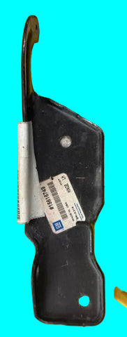 GM 1988–1998 Chevrolet and GMC trucks Hood Hinge (Left Side) – Part #15616749