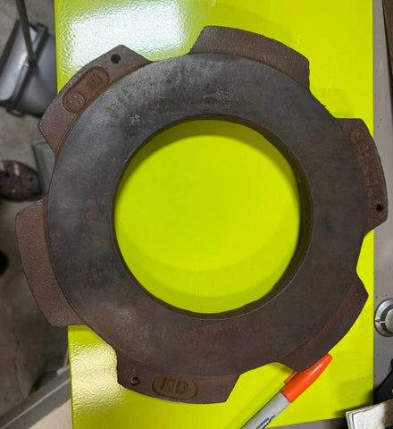 USED 1962-69 CORVAIR TURBO AND 4X1 CARBURETOR CARS CLUTCH PRESSURE PLATE