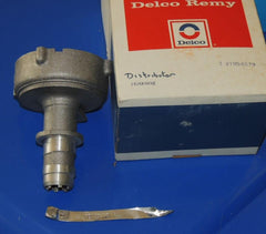 GM 1954579 Distributor Housing – 1960–69 Chevrolet Corvair – NOS