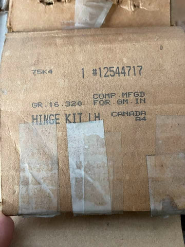 NC NOS GM 1992-99 K SERIES PICK-UP TRUCKS LEFT UPPER HINGE KIT