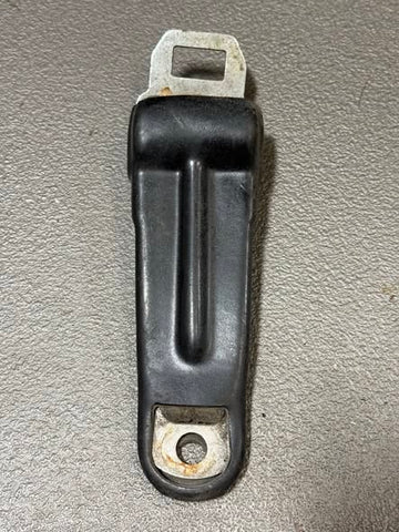 Genuine GM CHEVROLET Plastic Seat Belt Retainer Housing WITH RETRACTOR AND BELT