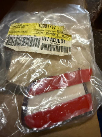 NOS GM Front Fender Upper Molding – Part #10281717 (Mulberry)