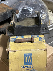 Vintage BW 31-2069 Motor Mount – GM V8 Fitment – USA Made