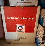 NOS Delco Remy Distributor Cap – GM #1880042 / D332 – USA Made