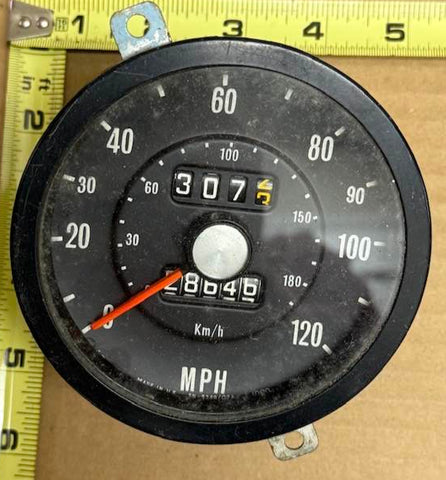 VINTAGE SPEEDOMETER GAUGE - UNTESTED