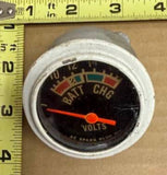 USED VINTAGE AC SPARKS GAUGE BATTERY CHARGE VOLTS UNTESTED