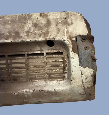 USED 1965 CORVAIR MONZA 500 REAR ENGINE GRILL SEE PICTURE
