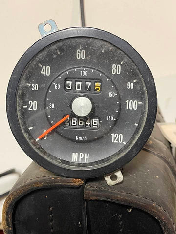 Vintage 1955–1968 Mechanical Speedometer – 120 MPH – Dual‑Scale MPH/Km/h – Trip Odometer