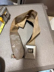 SEAT BELT W/ BUCKLE BOOT AND RETAINING BRACKET