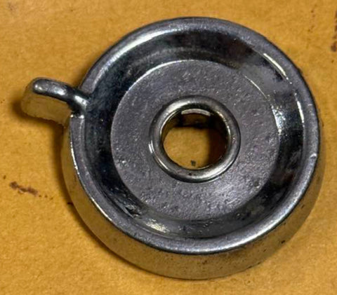 USED 1961-64 CORVAIR / RAMPSIDE GREENBRIER RADIO TUNING KNOB 7272970